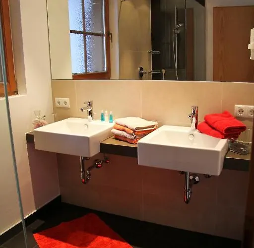 Alberts Bellevue Apartment