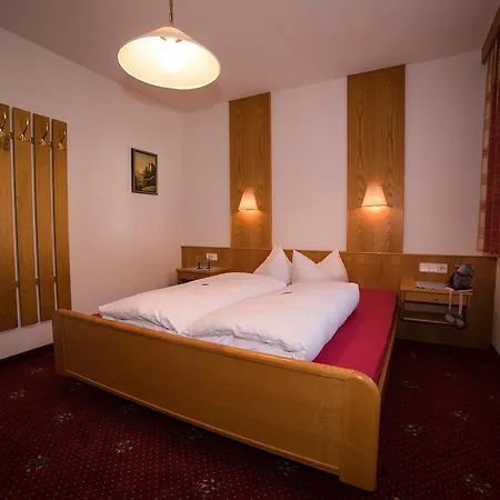Alberts Bellevue ناودرس